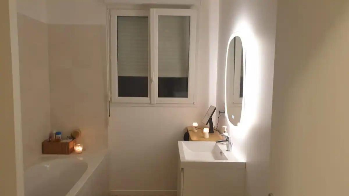 Calme Dans Maison Neuve Avec Jardin