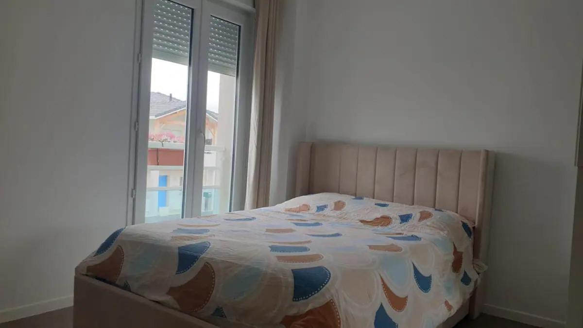 Homestay Calme Dans Maison Neuve Avec Jardin *